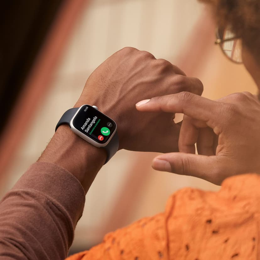 Apple Watch Series 8 (GPS, 41MM) Boîtier en Aluminium lumière stellaire avec Bracelet Sport lumière stellaire, Regular(Reconditionné) - 4