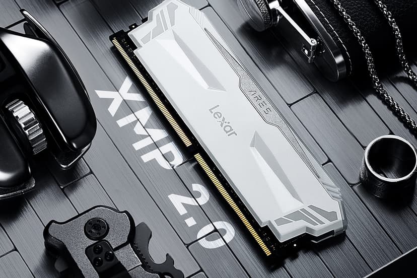 Lexar ARES RGB RAM DDR4 16Go Kit (2x8Go) 4000 MHz, DRAM 288-Pin U-DIMM PC Mémoire RAM, XMP 2.0 Memoire Haute Performance, CL18-22-22-42, PC4-32000, Blanc - 6